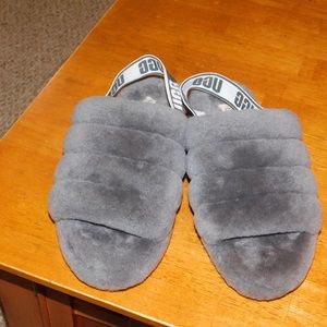 Ugg Women’s fluff yeah slides